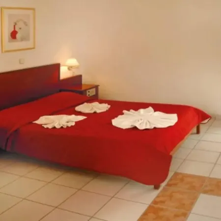 Maravel Land Hotel