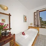 Hotel Maravel Land 2*