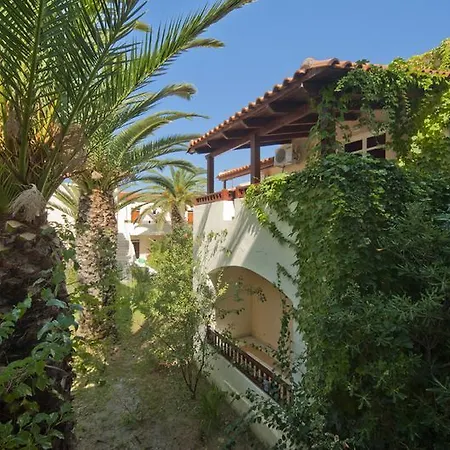 Hotel Maravel Land 2*