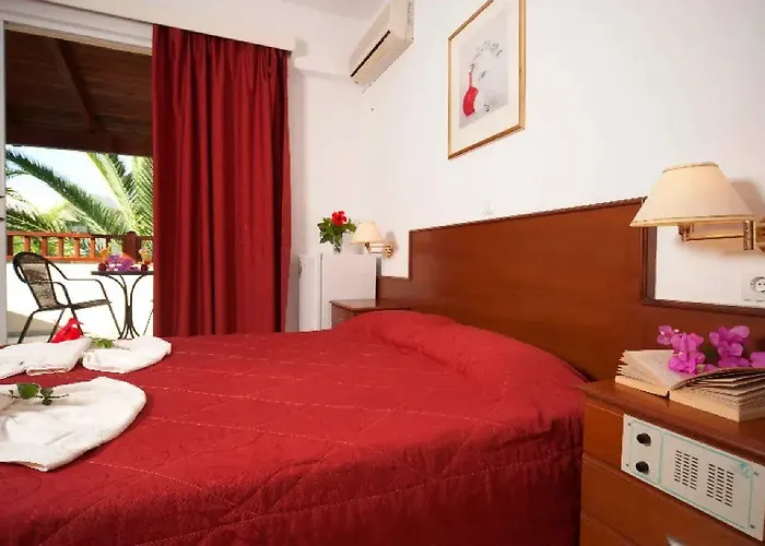 Maravel Land Hotel 2*