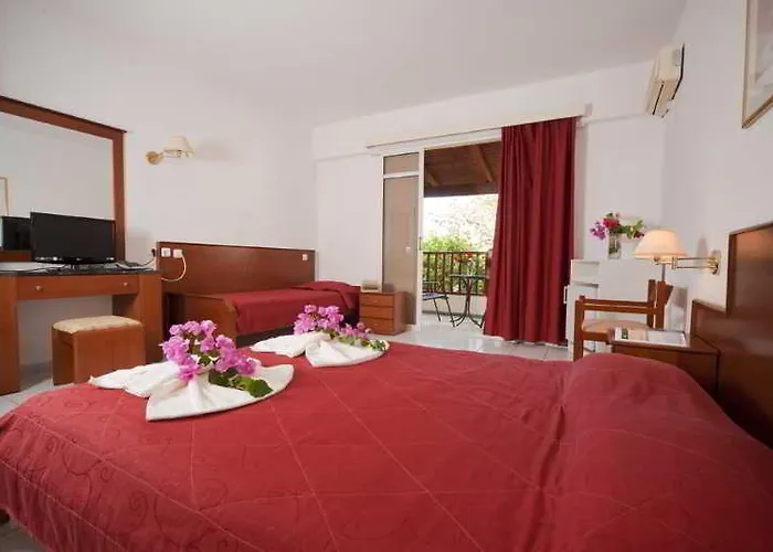 Maravel Land Hotel Rétino